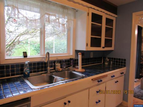 854 SW Swift Avenue Mill City OR 97360