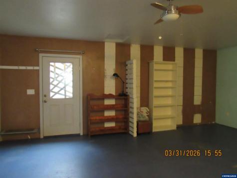 854 SW Swift Avenue Mill City OR 97360