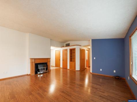 1286 Chrissy Court S Salem OR 97306