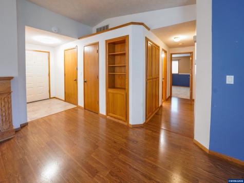 1286 Chrissy Court S Salem OR 97306