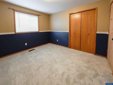 1286 Chrissy Court S Salem OR 97306