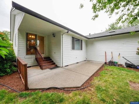 1286 Chrissy Court S Salem OR 97306