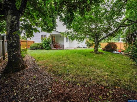 1286 Chrissy Court S Salem OR 97306