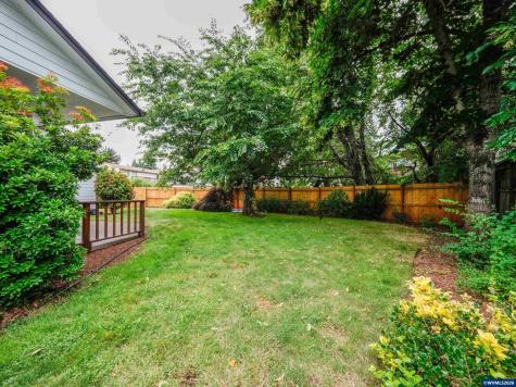 1286 Chrissy Court S Salem OR 97306