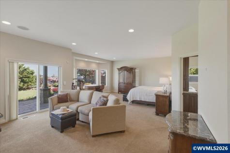 5918 Crystal Court SE Salem OR 97306