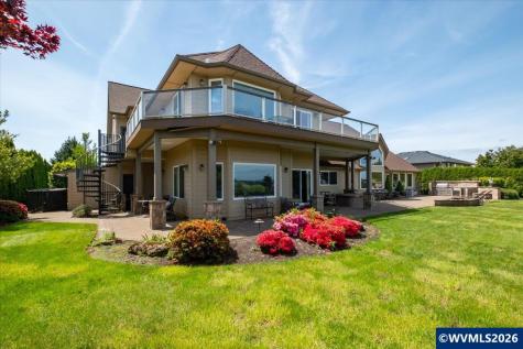 5918 Crystal Court SE Salem OR 97306