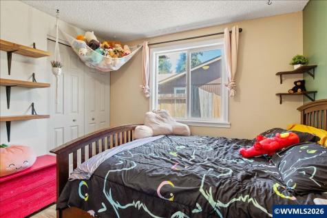 1030 Bentley Street E Monmouth OR 97361