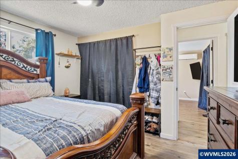 1030 Bentley Street E Monmouth OR 97361