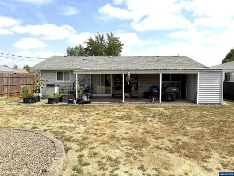2514 Pine Lane SE Albany OR 97322
