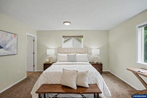 1759 Sunburst Terrace NW Salem OR 97304