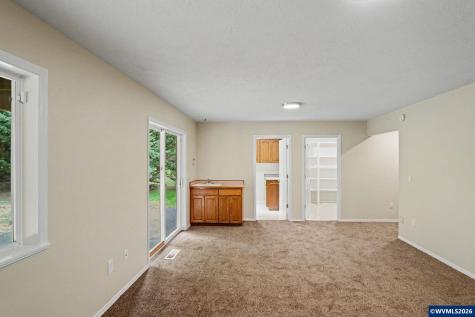 1759 Sunburst Terrace NW Salem OR 97304