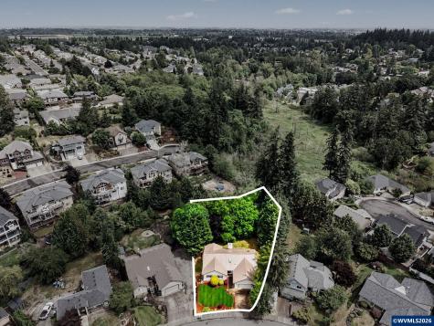 1759 Sunburst Terrace NW Salem OR 97304
