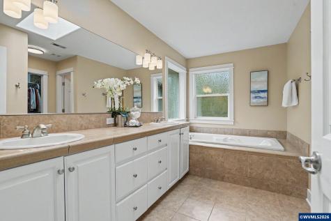 645 SW Sandalwood Street Corvallis OR 97333
