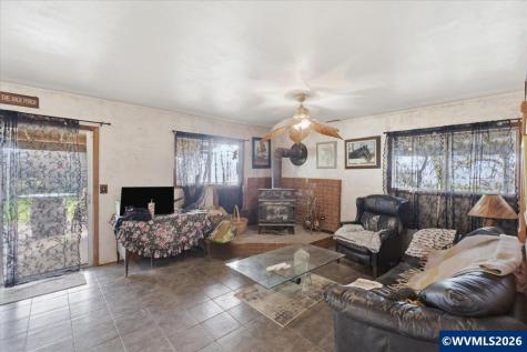 38742 Scravel Hill Road NE Albany OR 97322