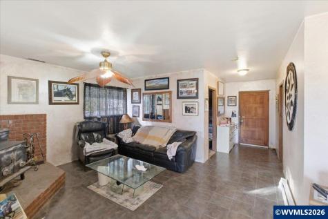 38742 Scravel Hill Road NE Albany OR 97322