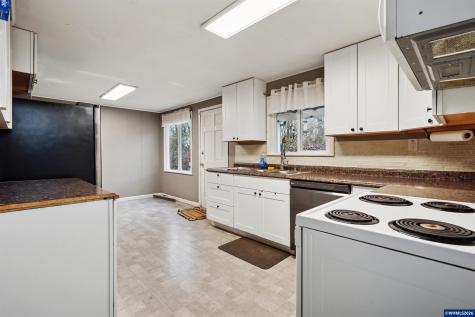 27329 Rowell Hill Road Sweet Home OR 97386-9659