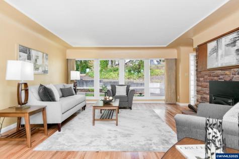 1440 Laurel Heights Drive NW Albany OR 97321