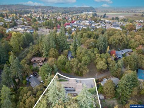 1440 Laurel Heights Drive NW Albany OR 97321