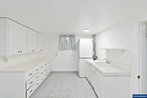 1440 Laurel Heights Drive NW Albany OR 97321