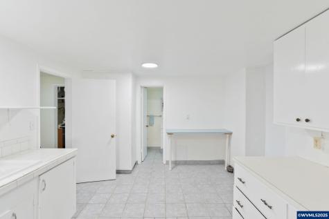 1440 Laurel Heights Drive NW Albany OR 97321