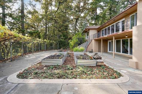 1440 Laurel Heights Drive NW Albany OR 97321