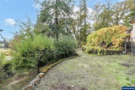 1440 Laurel Heights Drive NW Albany OR 97321