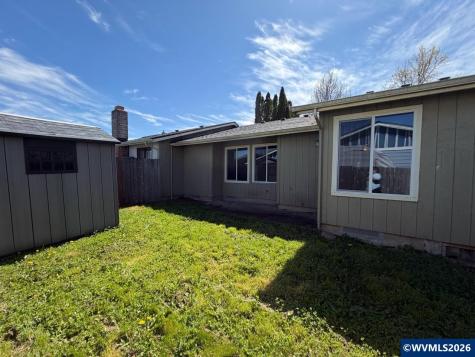 3328 Foxglove Street Lebanon OR 97355