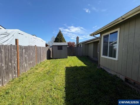 3328 Foxglove Street Lebanon OR 97355