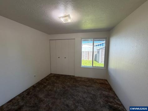 3328 Foxglove Street Lebanon OR 97355