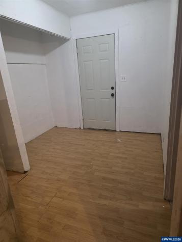 1315 1st Avenue Sweet Home OR 97386