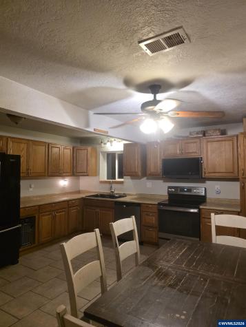 1315 1st Avenue Sweet Home OR 97386