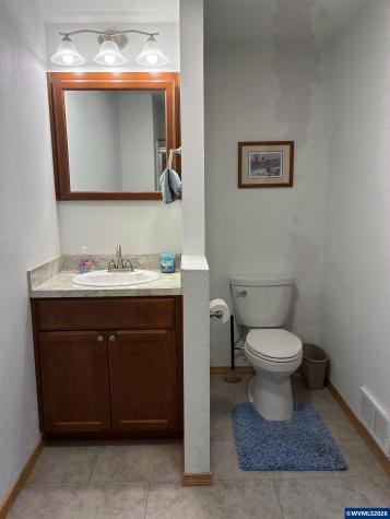 2701 NW Parker Avenue Waldport OR 97394