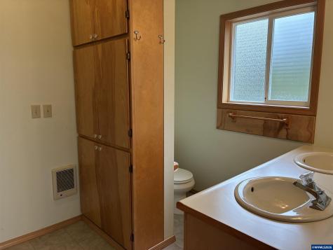 2701 NW Parker Avenue Waldport OR 97394