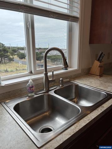 2701 NW Parker Avenue Waldport OR 97394
