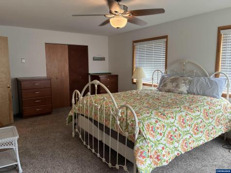2701 NW Parker Avenue Waldport OR 97394