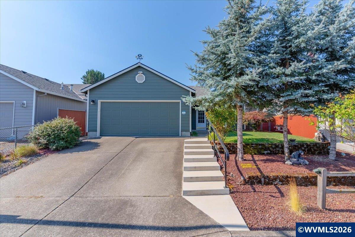4940 Keiko Court NE Salem OR 97305