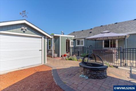4940 Keiko Court NE Salem OR 97305