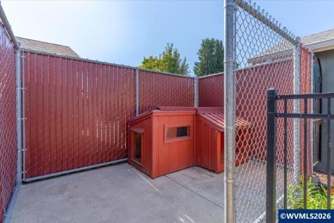 4940 Keiko Court NE Salem OR 97305