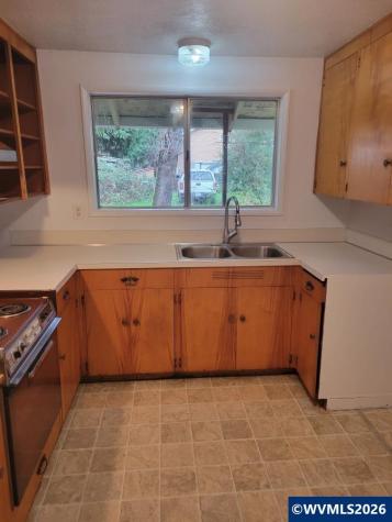 21620 Glaze Road Noti OR 97461