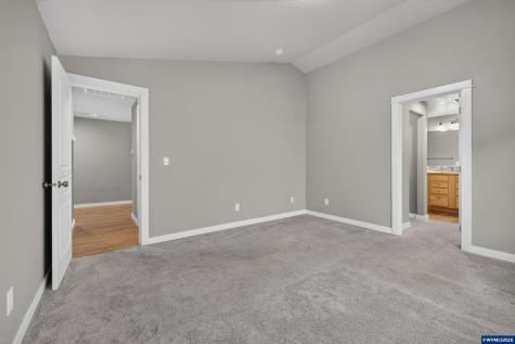 548 Adam Street NW Albany OR 97321