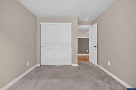 548 Adam Street NW Albany OR 97321