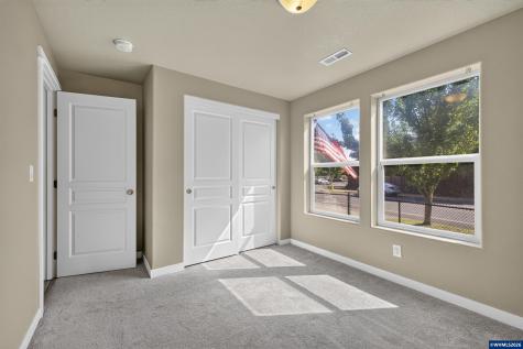 548 Adam Street NW Albany OR 97321
