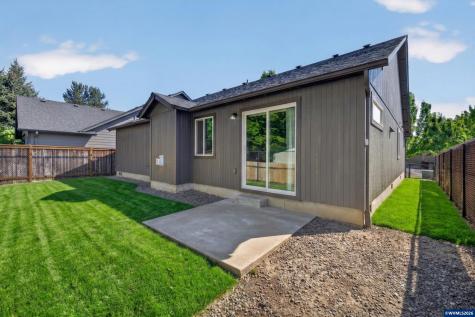 548 Adam Street NW Albany OR 97321