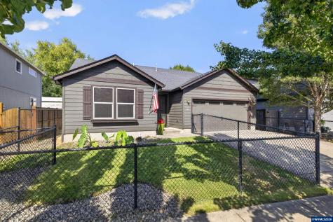 548 Adam Street NW Albany OR 97321
