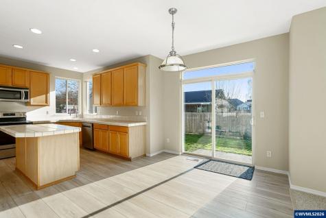 1676 Marten Avenue SW Albany OR 97321