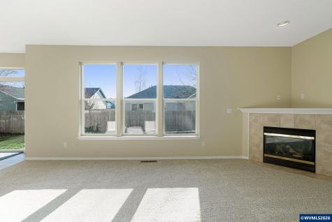 1676 Marten Avenue SW Albany OR 97321