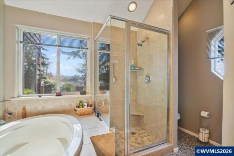 5342 Sparta Lp SE Salem OR 97306