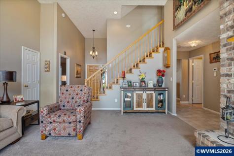 5342 Sparta Lp SE Salem OR 97306