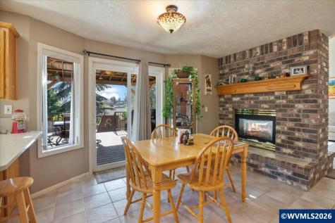 5342 Sparta Lp SE Salem OR 97306