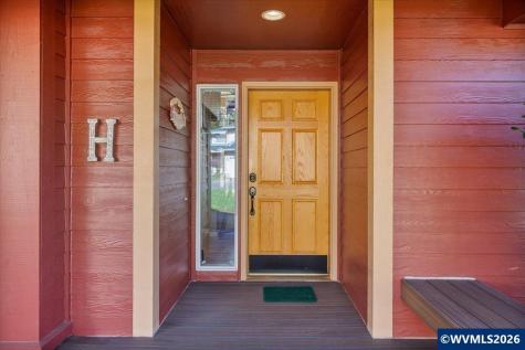 5342 Sparta Lp SE Salem OR 97306